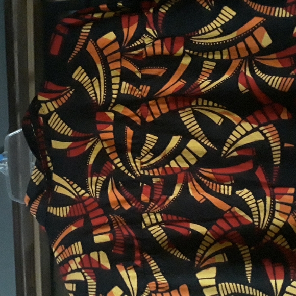 Puritan Print Shirt sz 2XL 2nd button from bottom missing - Picture 6 of 11